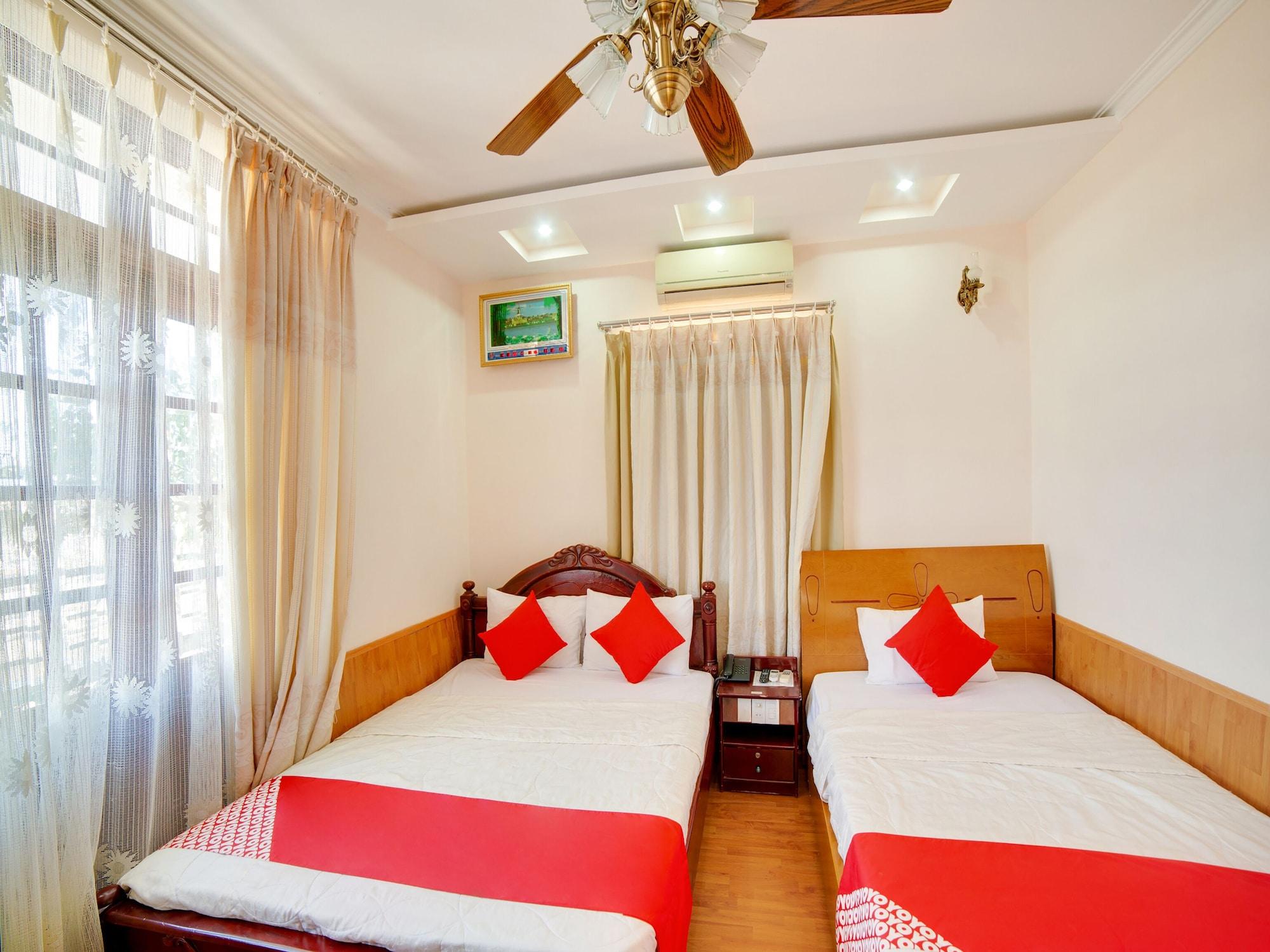 Oyo 563 Phu Thinh Hotel Nha Trang Exterior photo