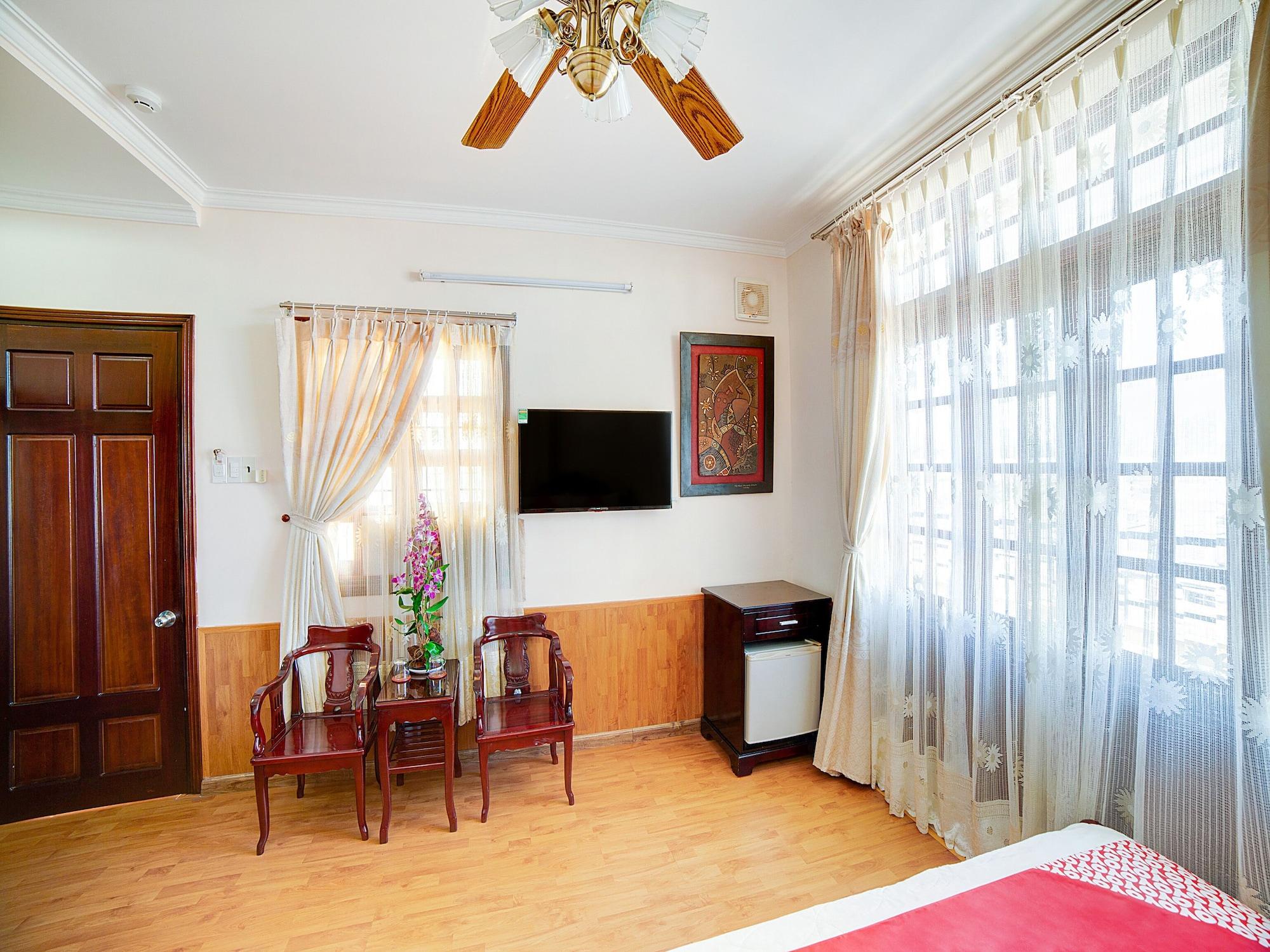 Oyo 563 Phu Thinh Hotel Nha Trang Exterior photo