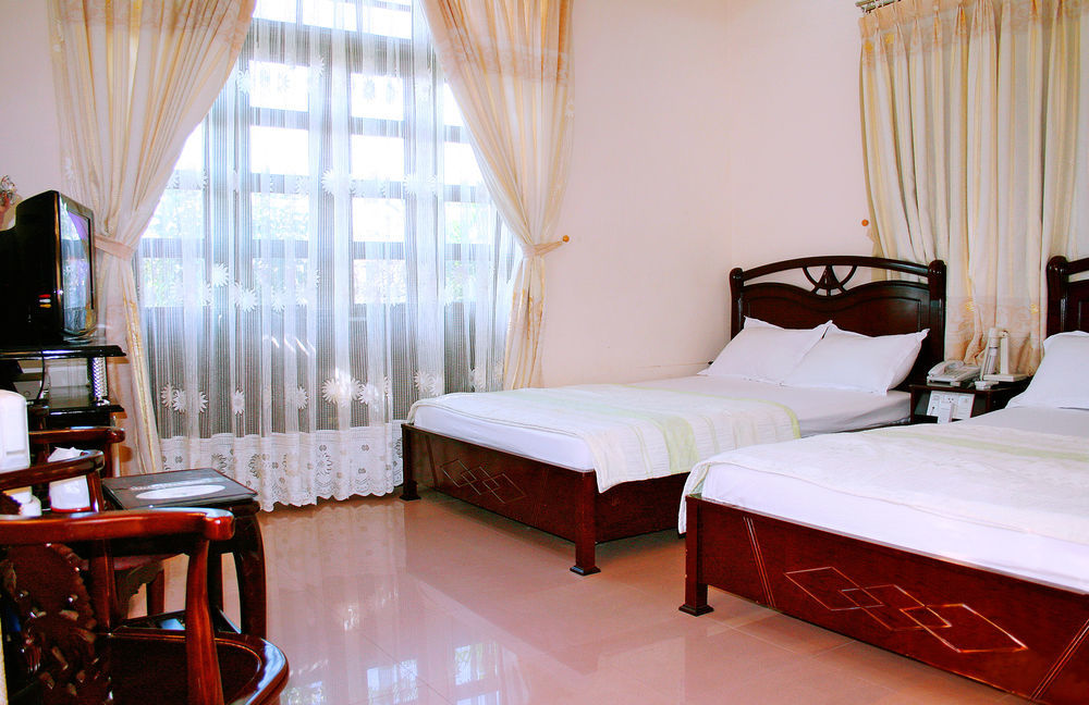 Oyo 563 Phu Thinh Hotel Nha Trang Exterior photo