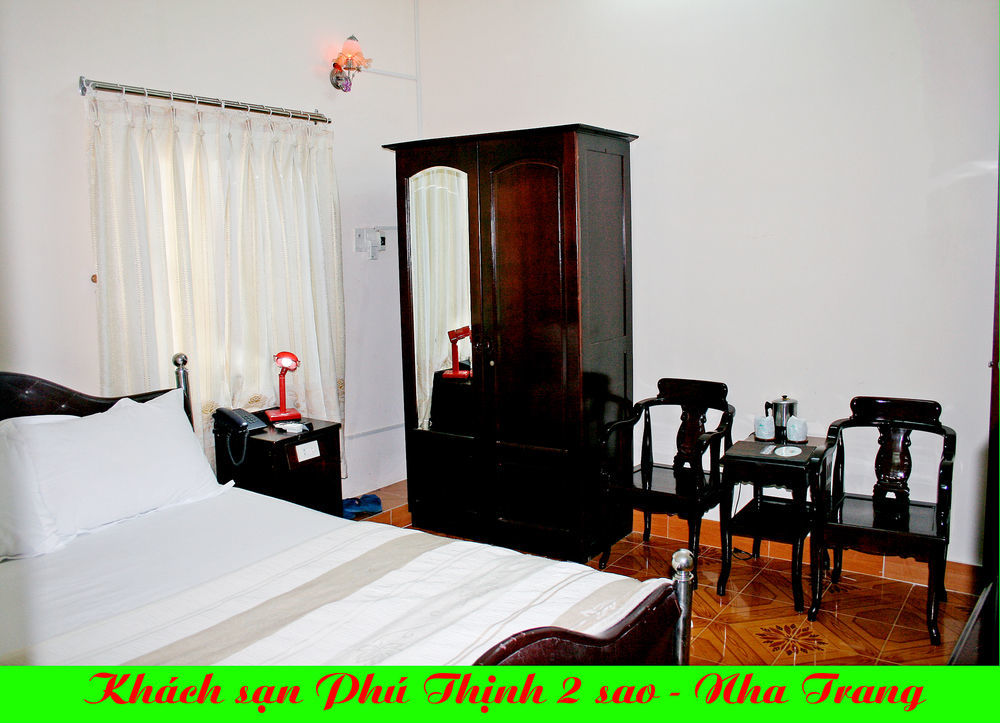 Oyo 563 Phu Thinh Hotel Nha Trang Exterior photo